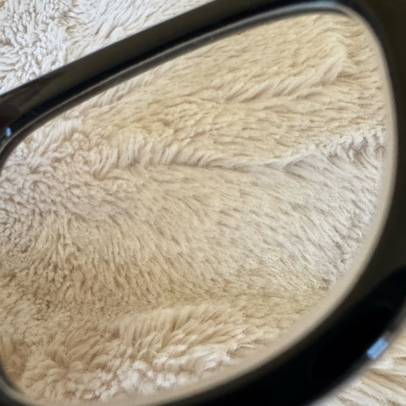 Betsy Johnson Black Oversized Glasses - Picture 4 of 4